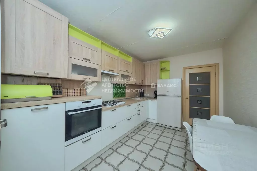 3-к кв. Рязанская область, Рязань ул. Крупской, 17к1 (84.6 м) - Фото 2