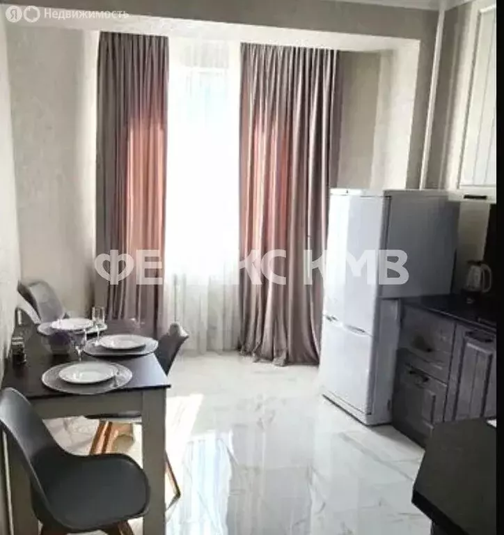 1-комнатная квартира: Пятигорск, улица Адмиральского, 1А (40 м) - Фото 2