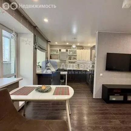 3-комнатная квартира: Тюмень, Газопромысловая улица, 2 (70 м) - Фото 1