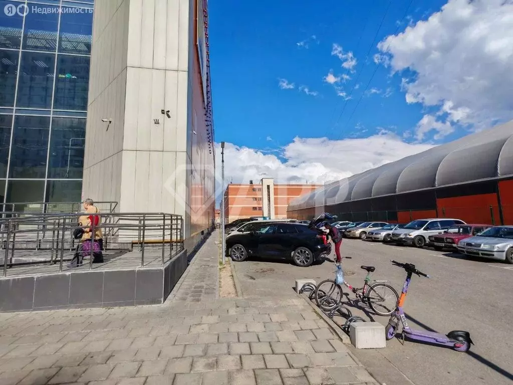 Помещение свободного назначения (1200 м) - Фото 1