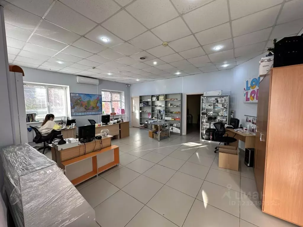 Помещение свободного назначения в Самарская область, Тольятти ул. 70 ... - Фото 2