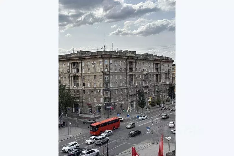 2-к кв. Волгоградская область, Волгоград Комсомольская ул., 8 (60.0 м) - Фото 0