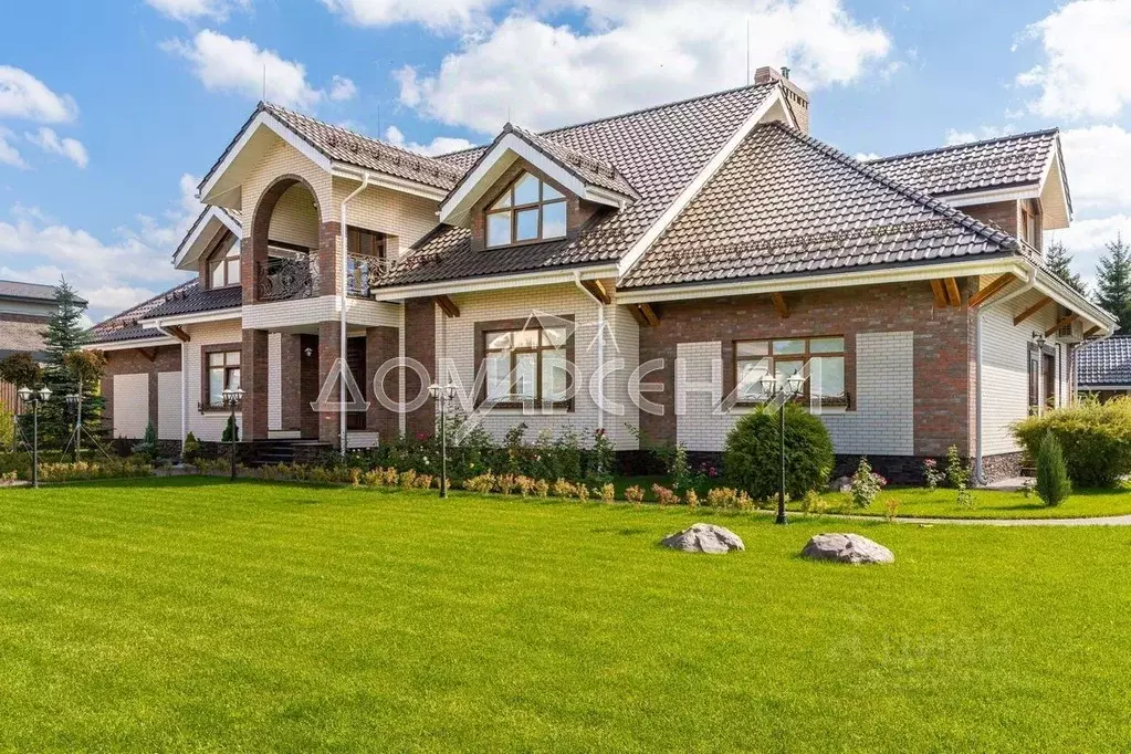 Дом в Москва д. Зименки, Антоновка кп,  (815 м) - Фото 1