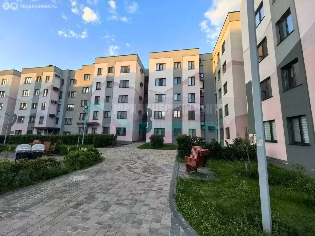 Квартира-студия: Белгород, Каштановая улица, 10 (27.7 м) - Фото 1