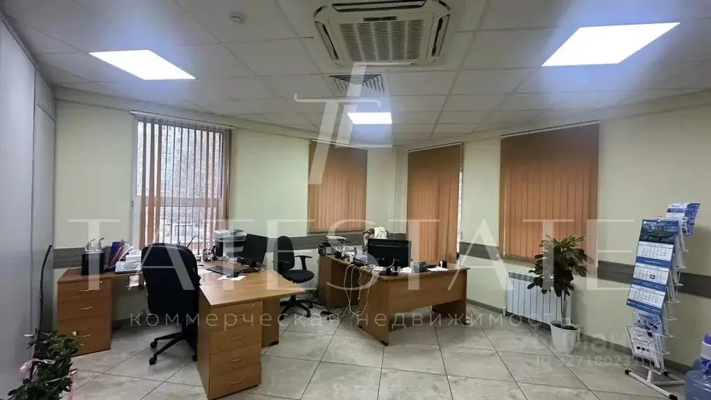 Офис в Татарстан, Казань ул. 2-я Юго-Западная, 7 (53 м) - Фото 1