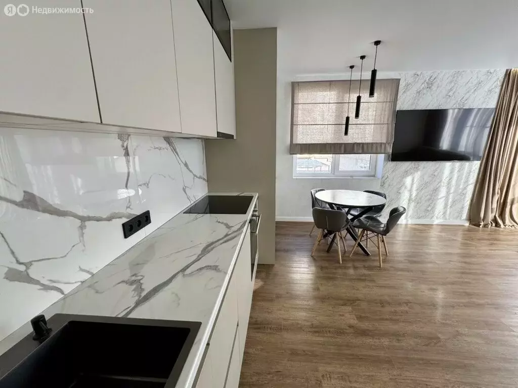 3-комнатная квартира: Астрахань, улица Трофимова, 7Ак1 (62 м) - Фото 2