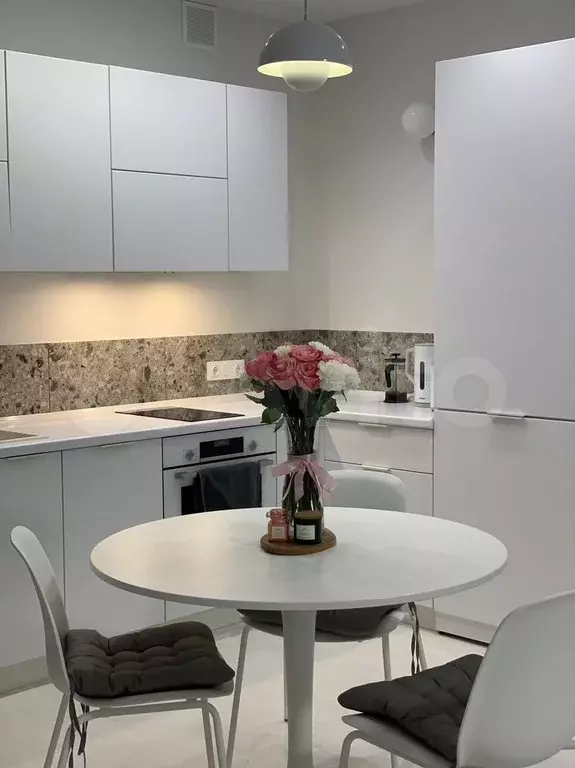 2-к. квартира, 50 м, 12/25 эт. - Фото 0