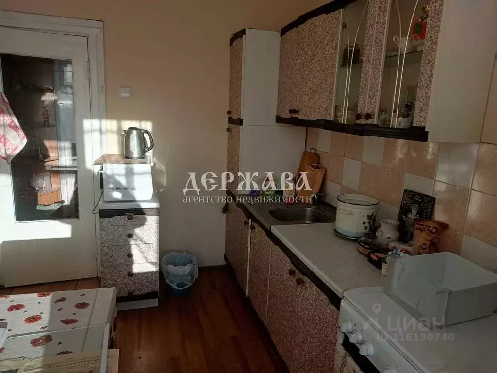 4-к кв. Белгородская область, Старый Оскол Жукова мкр, 28 (80.5 м) - Фото 1