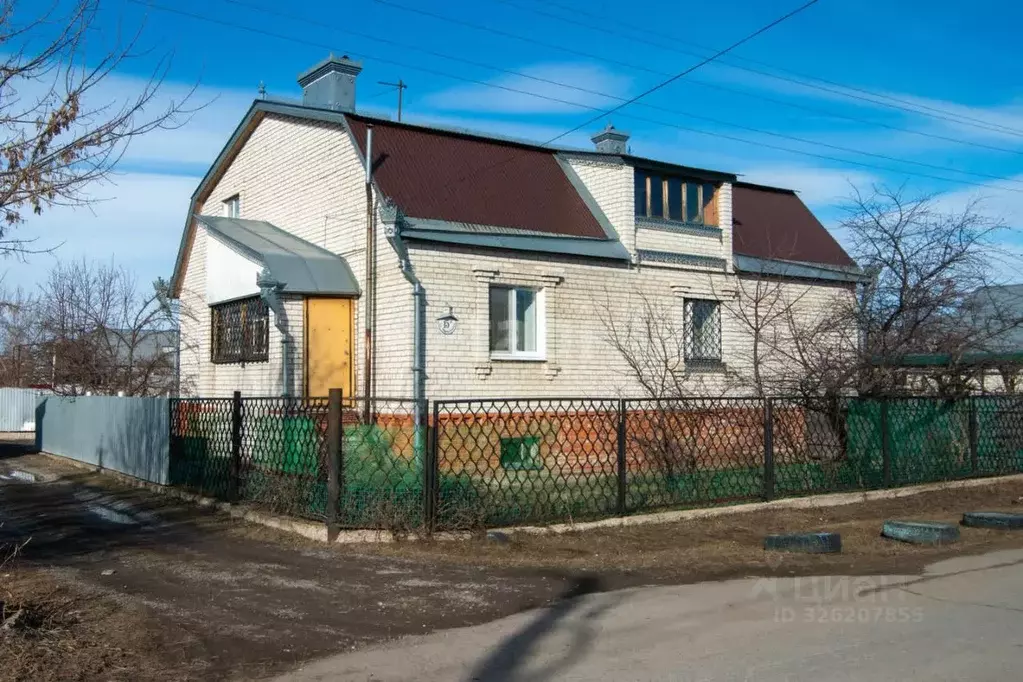 Дом в Ульяновская область, Чердаклинский район, Октябрьское с/пос, ... - Фото 1