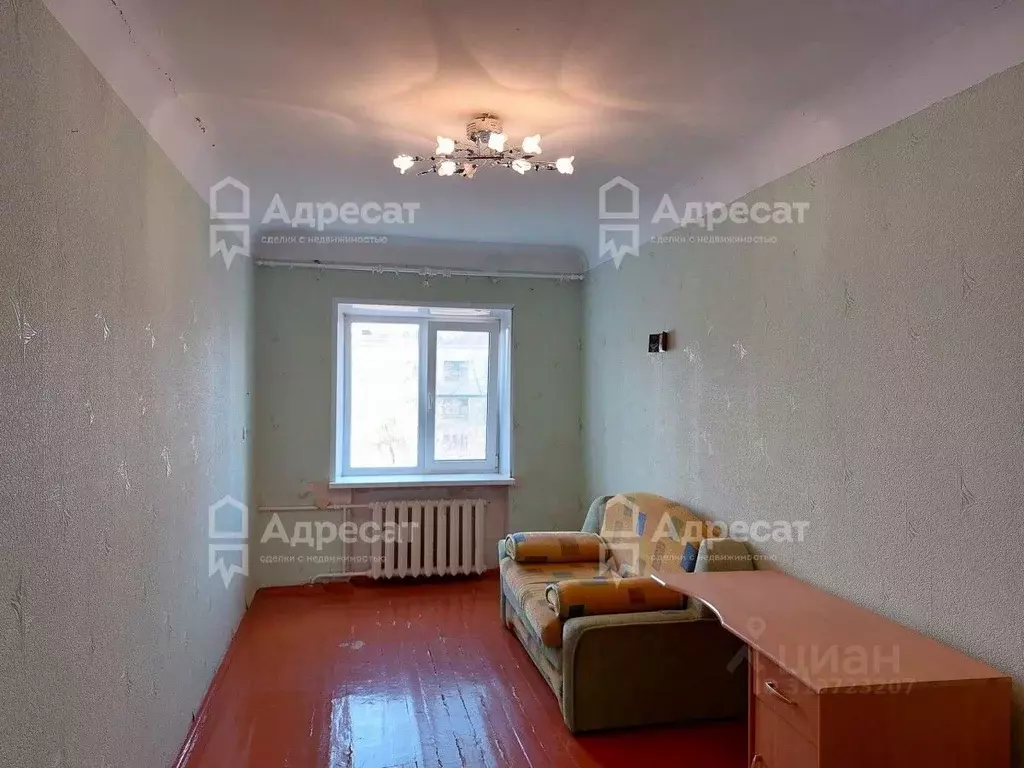 3-к кв. Волгоградская область, Волгоград ул. Таращанцев, 34 (58.5 м) - Фото 0