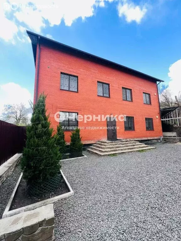 Дом в станица Раздорская, Первомайская улица, 48 (389.1 м) - Фото 1
