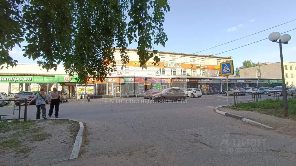 Торговая площадь в Саратовская область, Вольск Школьная ул., 12 (392 ... - Фото 2