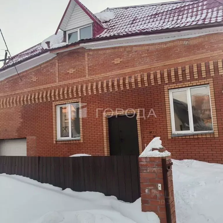 Дом в Новосибирская область, Новосибирск ул. Коминтерна, 3 (500 м) - Фото 1