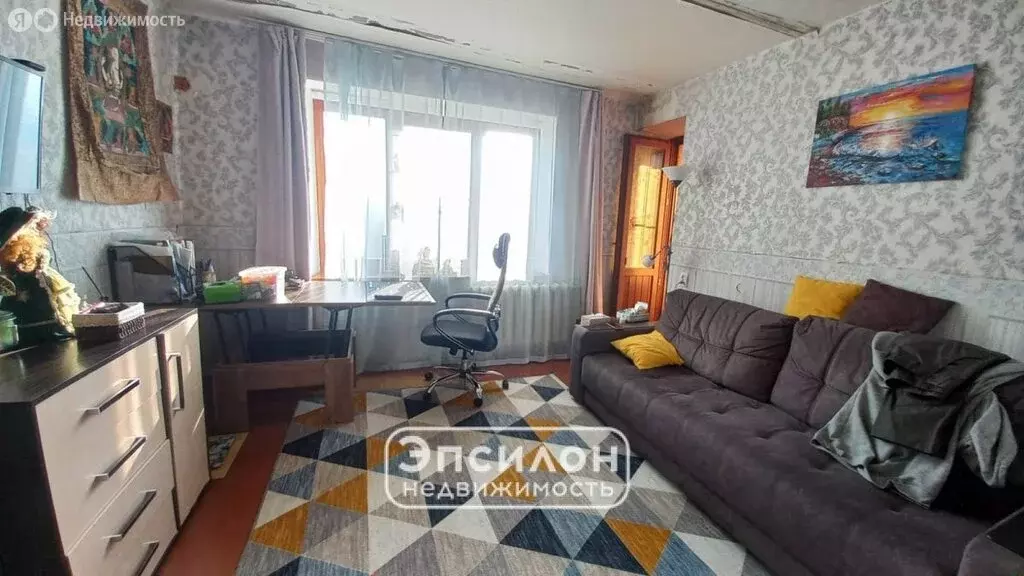 3-комнатная квартира: Курск, проспект Кулакова, 43 (60 м) - Фото 1