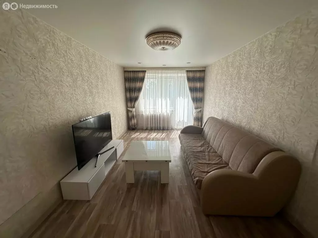 2-комнатная квартира: Орехово-Зуево, улица Бирюкова, 18 (44.2 м) - Фото 1