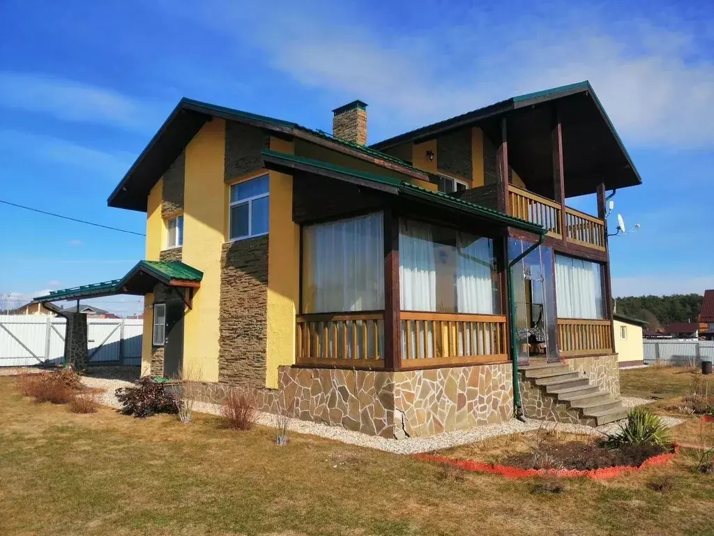 Дом в Калужская область, Жуковский муниципальный округ, Высокиничи ... - Фото 1