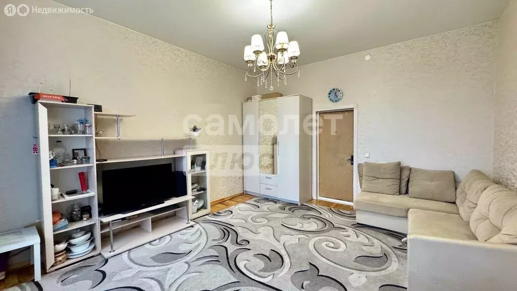 1к в 4-комнатной квартире (22.7 м) - Фото 1