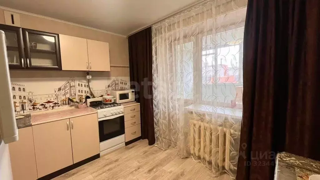 1-к кв. Башкортостан, Стерлитамак ул. Строителей, 8 (36.0 м) - Фото 1