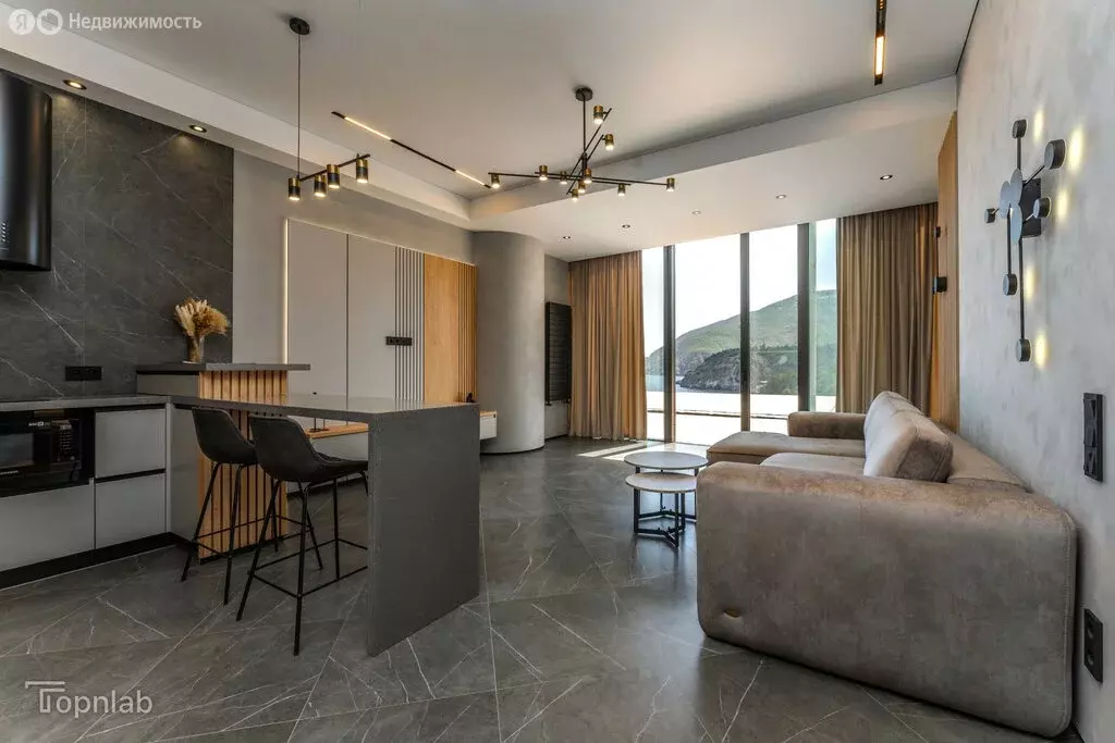 1-комнатная квартира: Партенит, улица Васильченко, 6В (64.5 м) - Фото 2