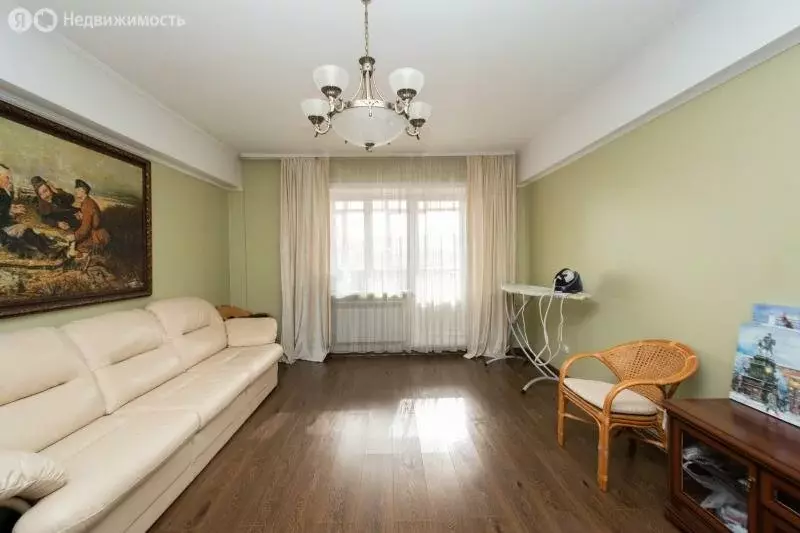 2-комнатная квартира: Иркутск, Байкальская улица, 124/2 (82 м) - Фото 0