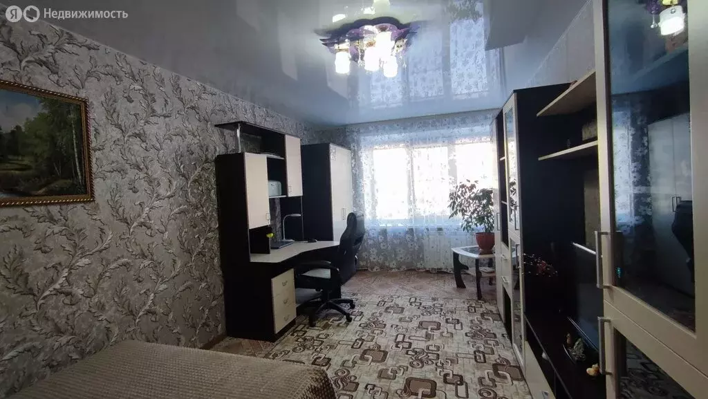 2-комнатная квартира: Полевской, микрорайон Ялунина, 17 (48.6 м) - Фото 0