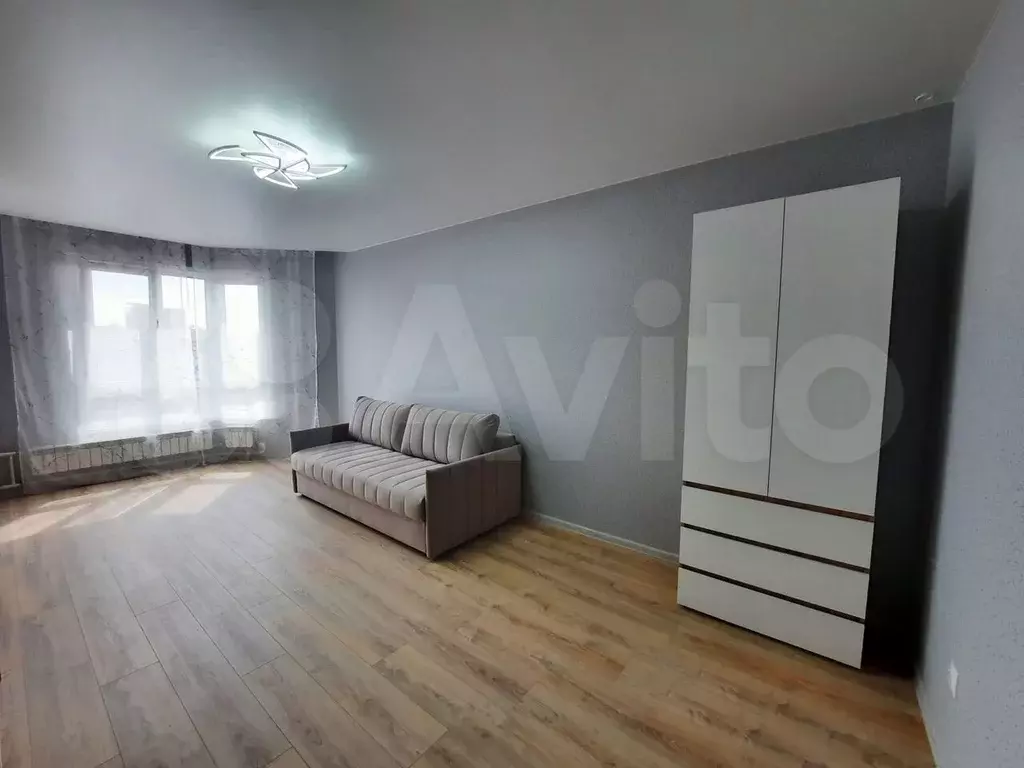 1-к. квартира, 43 м, 17/17 эт. - Фото 1