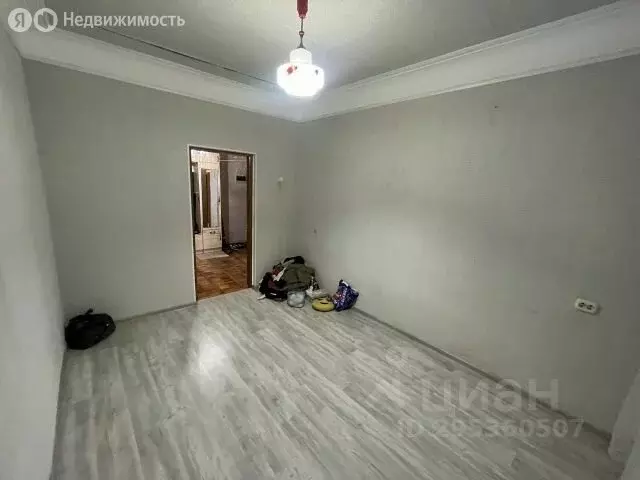 3-комнатная квартира: Краснодар, Клиническая улица, 14 (59 м) - Фото 1