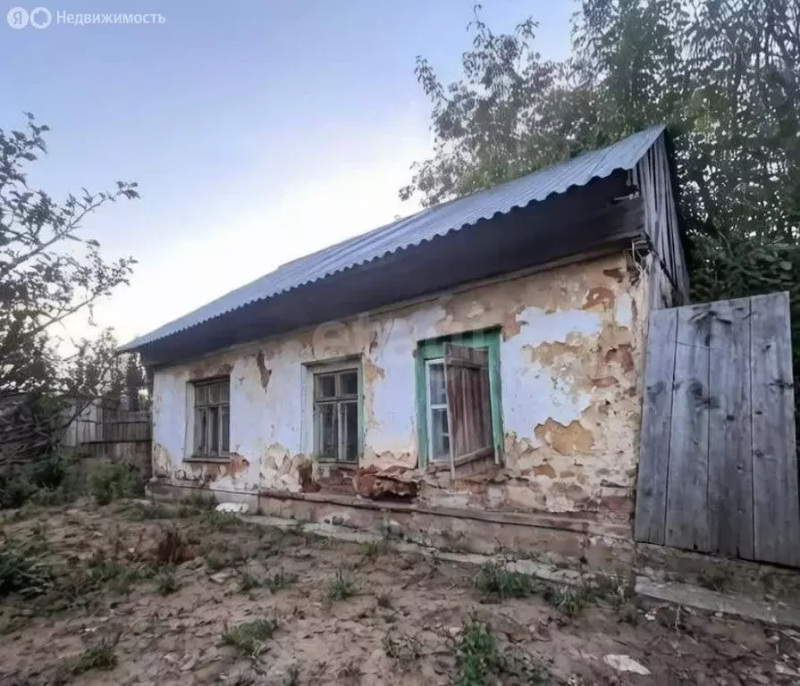Дом в Пласт, улица Свердлова (28.7 м) - Фото 1