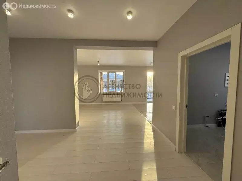 Дом в село Сокуры, Алтайская улица (140 м) - Фото 1