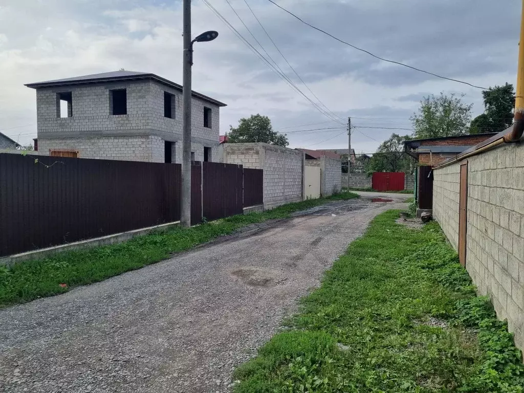 Участок в Северная Осетия, Владикавказ Металлург садовое товарищество, ... - Фото 0