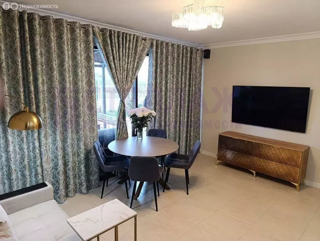 3-комнатная квартира: Феодосия, Керченское шоссе, 27Р (70 м) - Фото 2