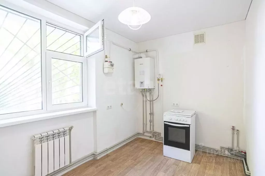 2-к кв. Севастополь ул. Генерала Жидилова, 32 (44.8 м) - Фото 0