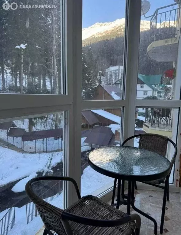 3-комнатная квартира: село Учкекен, Аланская улица, 25 (68 м) - Фото 1