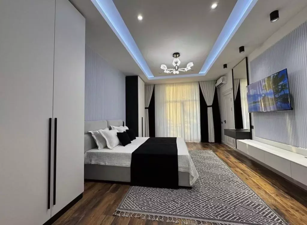 2-к кв. Краснодарский край, Сочи Центральный мкр, ул. Театральная, 6 ... - Фото 1