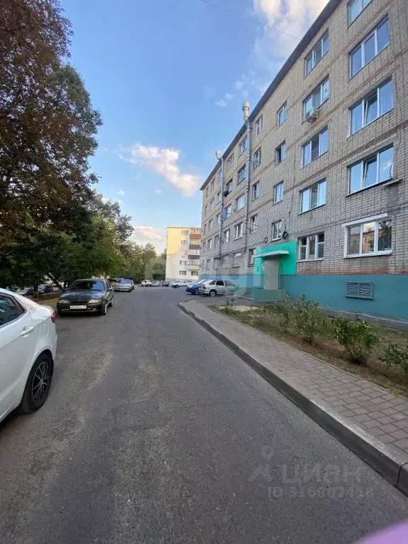 Комната Белгородская область, Губкин ул. Лазарева, 3 (35.9 м) - Фото 0