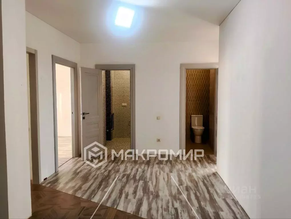 2-к кв. Орловская область, Орел ул. Андрианова, 31 (72.5 м) - Фото 1