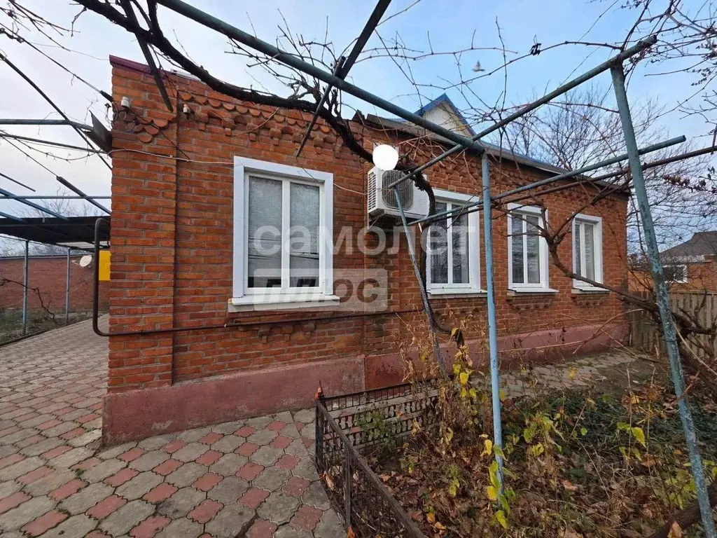 Дом в Краснодарский край, Динской район, Старомышастовская ст-ца ... - Фото 1