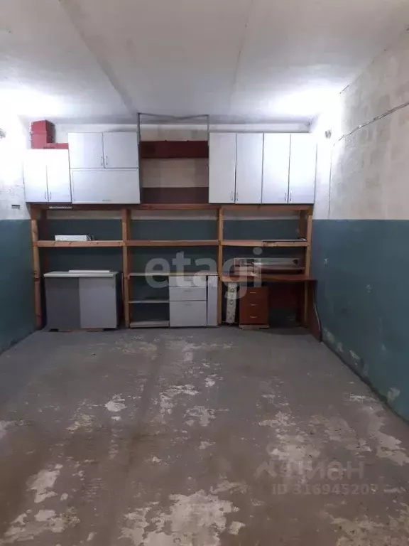 Гараж в Белгородская область, Белгород ул. Есенина, 18 (22 м) - Фото 0