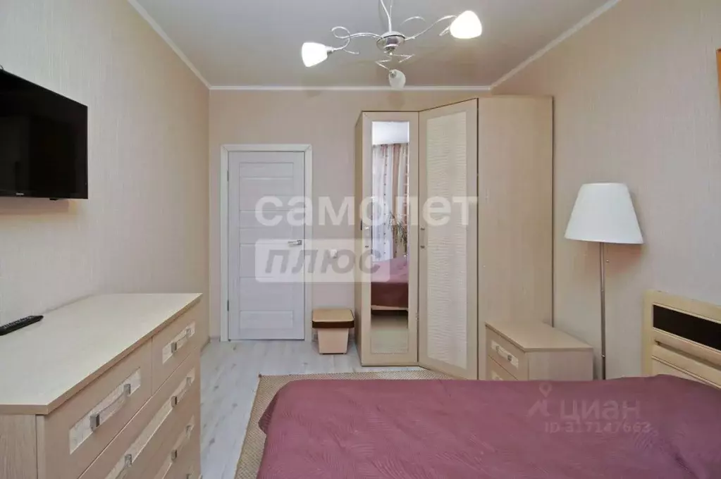 2-к кв. Омская область, Омск ул. Крупской, 14к2 (56.0 м) - Фото 0