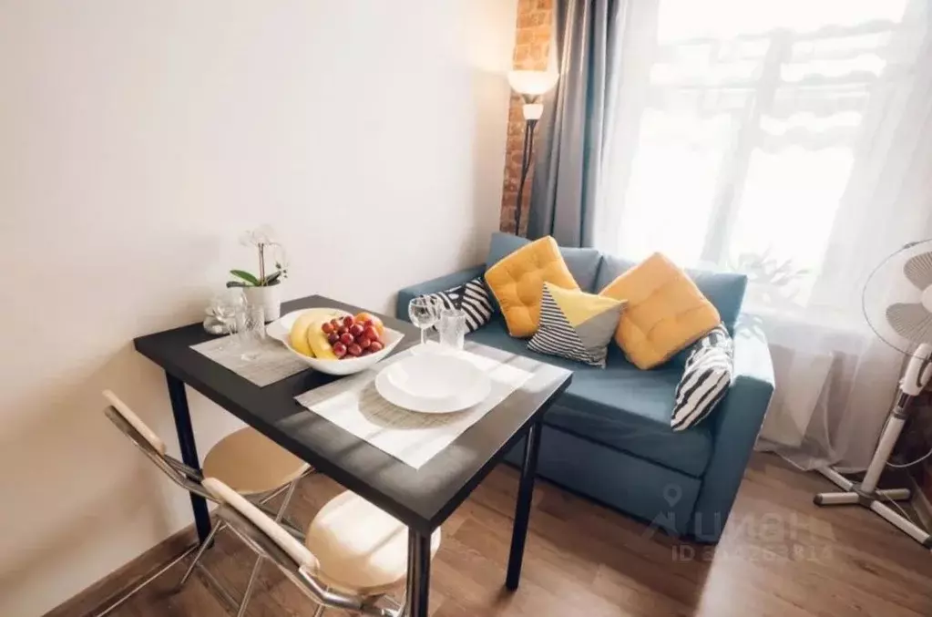 Комната Санкт-Петербург Гончарная ул., 20 - Фото 1