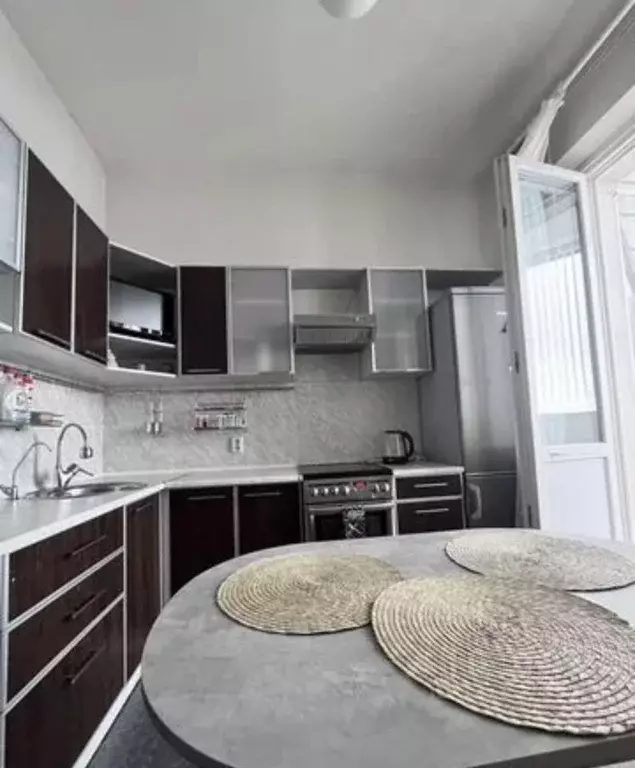 1-к кв. Ленинградская область, Гатчина ул. Рощинская, 1А (45.0 м) - Фото 1