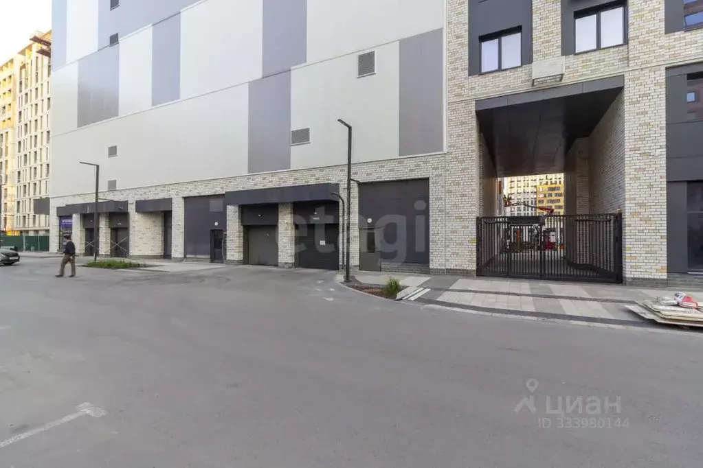 Гараж в Тюменская область, Тюмень ул. Андрея Кореневского, 5к1 (13 м) - Фото 1