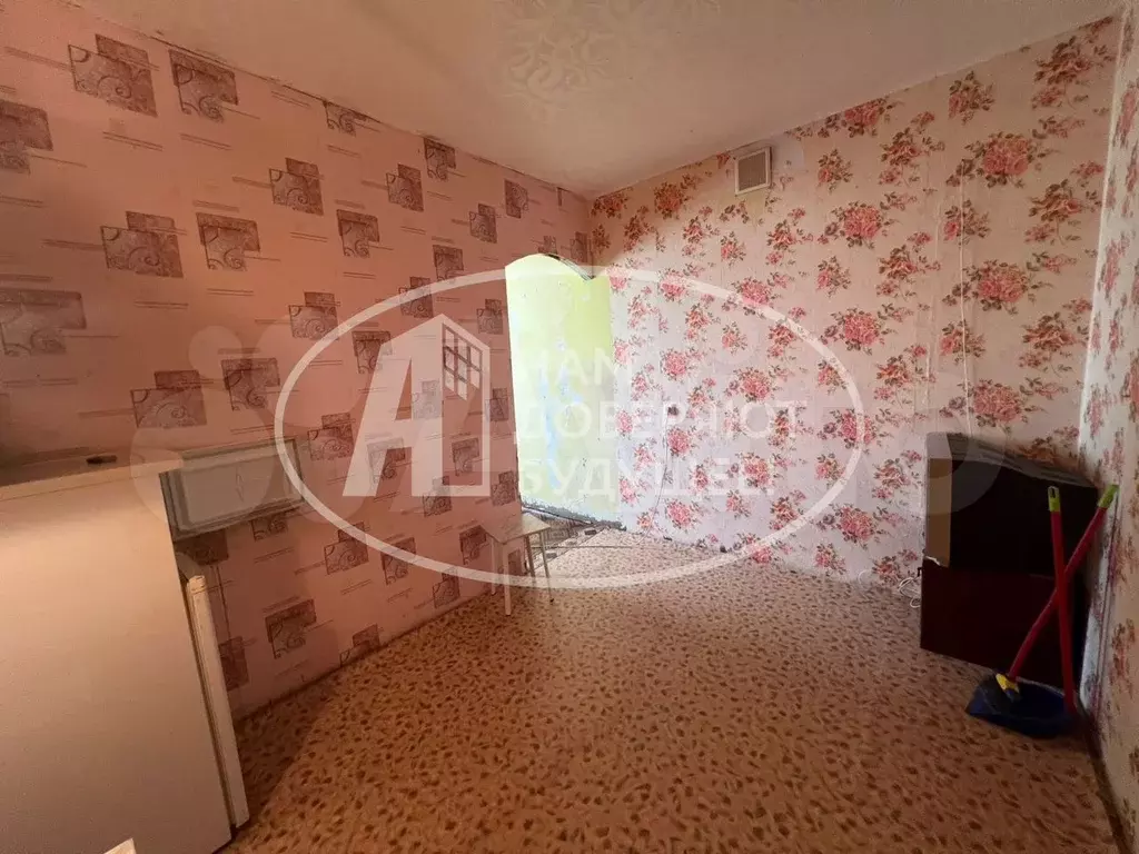 Комната 18 м в 1-к., 4/5 эт. - Фото 0