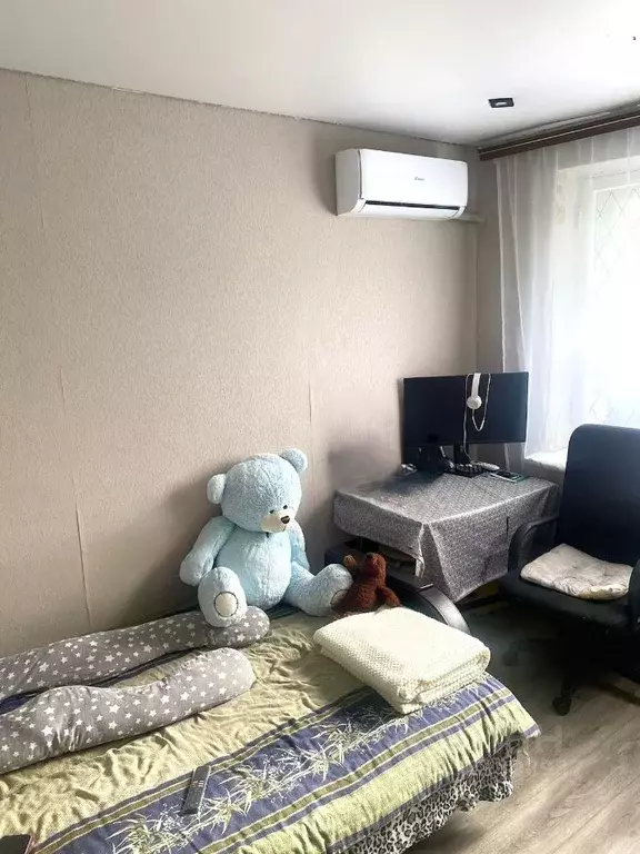 Комната Волгоградская область, Волгоград ул. 7-й Гвардейской, 6 (17.9 ... - Фото 0