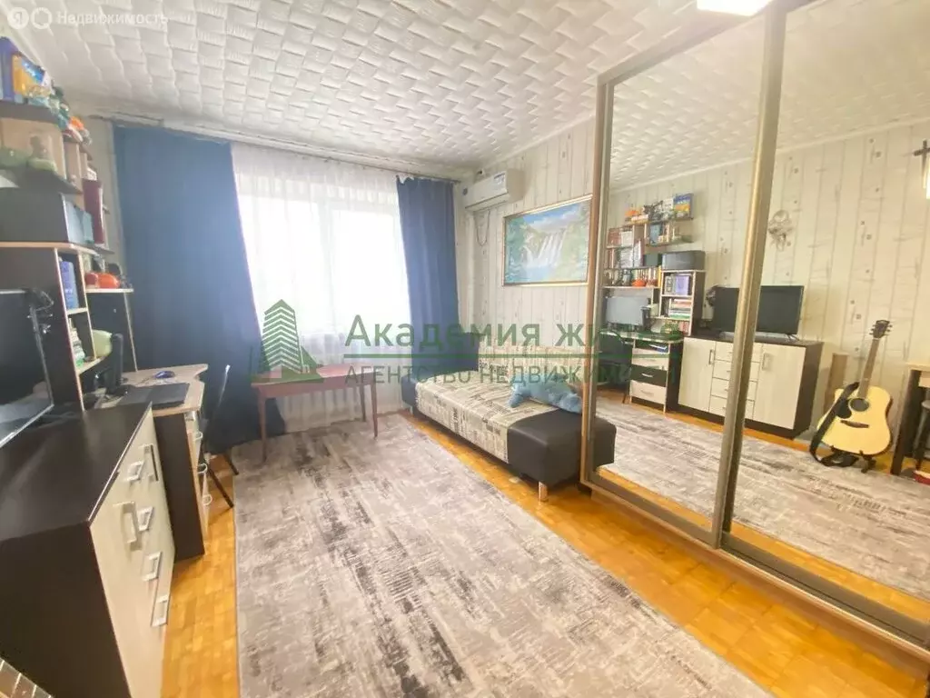 1к в 8-комнатной квартире (16.8 м) - Фото 2