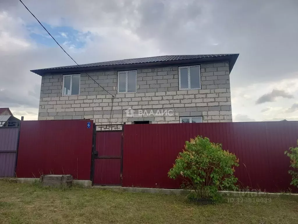Дом в Бурятия, Улан-Удэ ул. Академическая 1-й проезд (208 м) - Фото 1