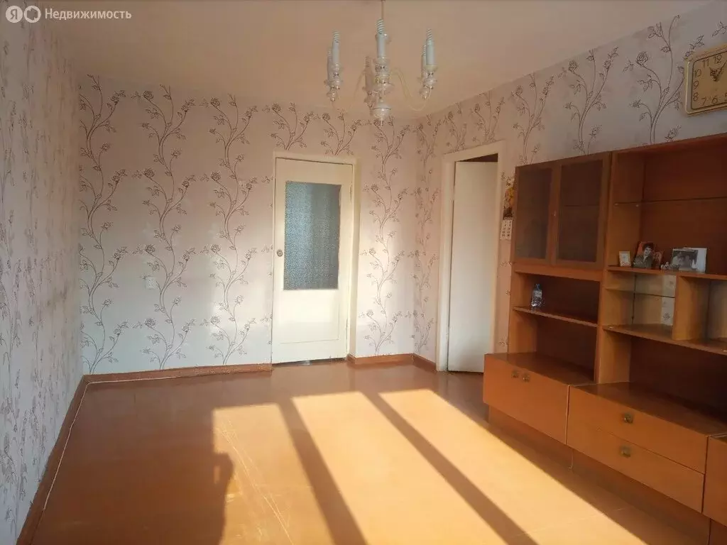 3-комнатная квартира: Соликамск, улица 20-летия Победы, 198 (63.4 м) - Фото 1