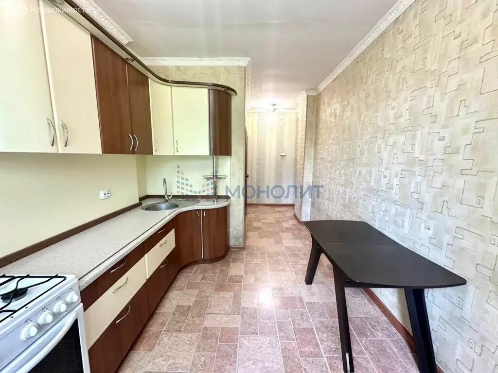 3-комнатная квартира: Нижний Новгород, проспект Ленина, 80 (76 м) - Фото 2