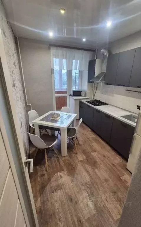 3-к кв. Липецкая область, Елец ул. Коммунаров, 119А (65.0 м) - Фото 0