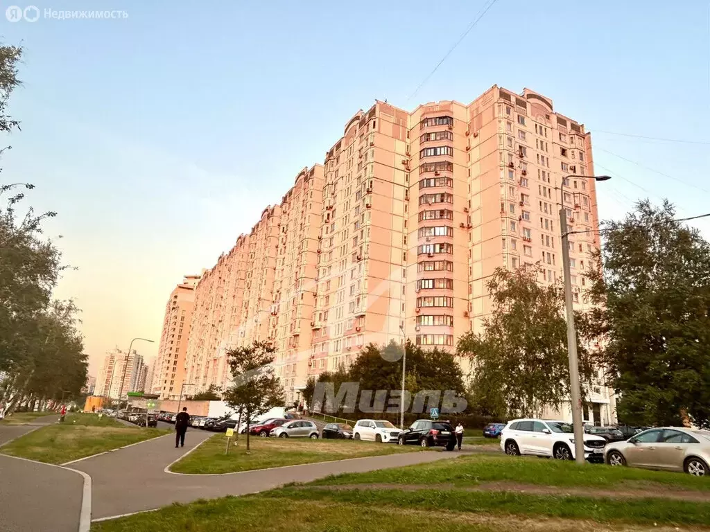 3-комнатная квартира: Москва, Ленинский проспект, 127 (77 м) - Фото 0